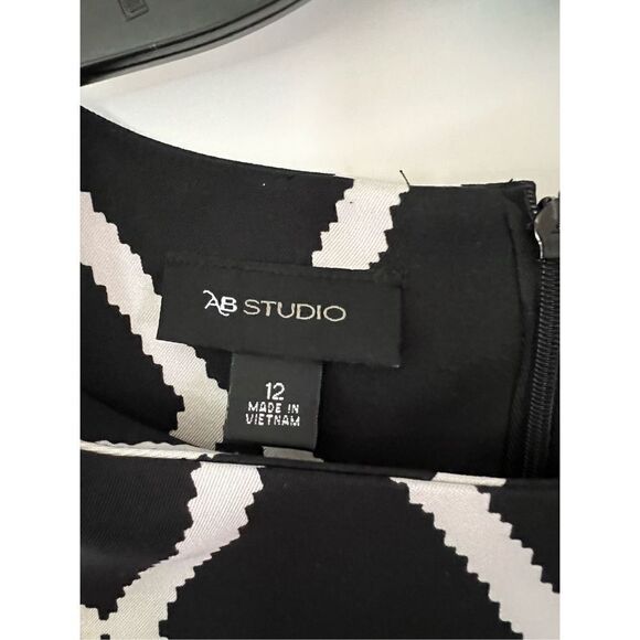 AB Studio Black and White Pattern Shift Dress size 12 - Picture 2 of 8